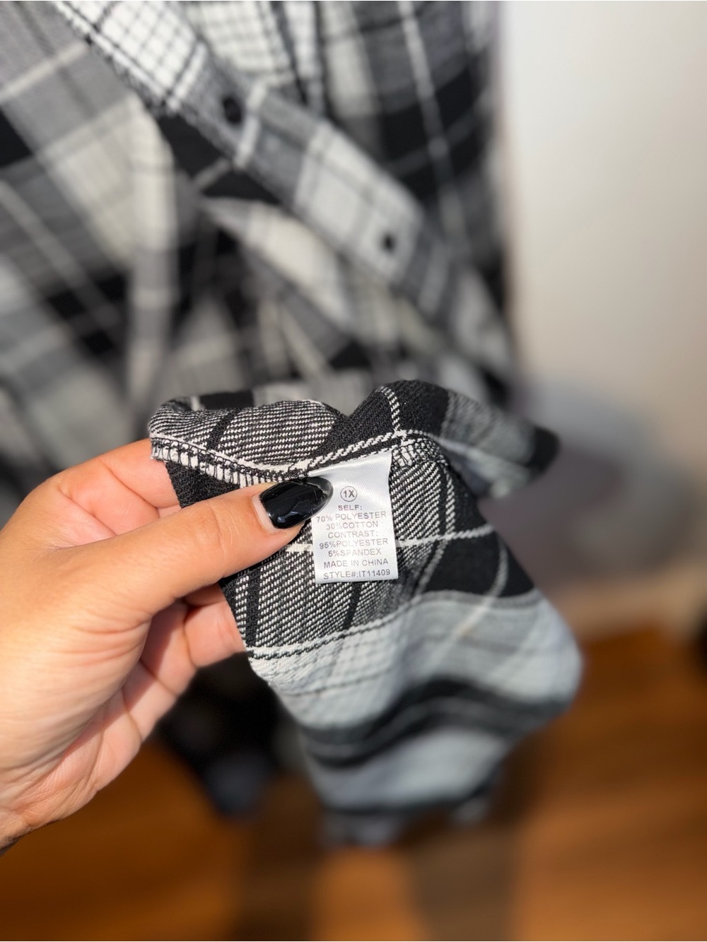 New Longline Plaid Hooded Button Up Shacket Shirt Jacket Size 1X - Picture 6 of 6